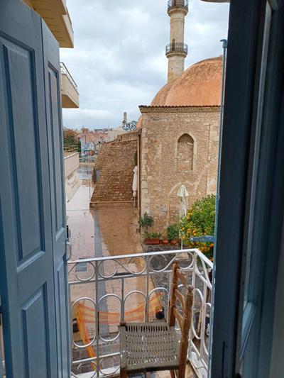 Old town room 4