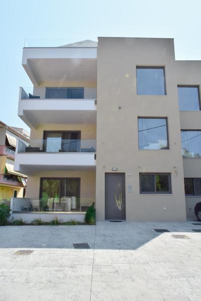S & E Apartments