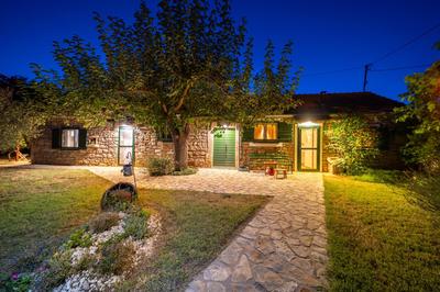 NEW! Holiday home Maša with heated pool near Krka national park