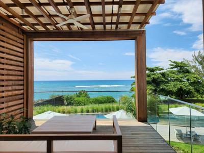 Beachfront Apartment Ocean Point