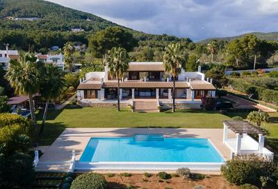 Villa Des Riu