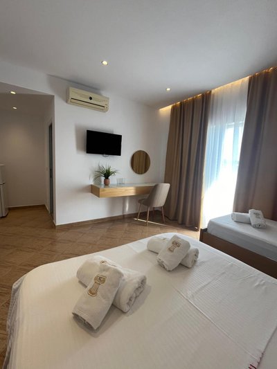 Villa-Leandro