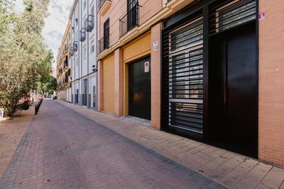 Quiet Terrace in Triana close to the river