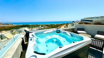 22 Aura-Piscina 3 Vistas al mar
