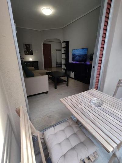 Quiet and cozy apartment next to Acropolis