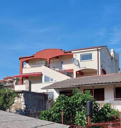 Apartments Laganini