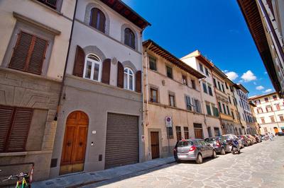 San Zanobi Apartments by Mamo Florence