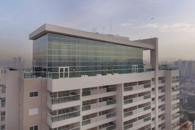 Apartamento no Brooklin p/ 4 pessoas com garagem.