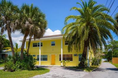 Lakeside Retreat-4plex Sleeps 20