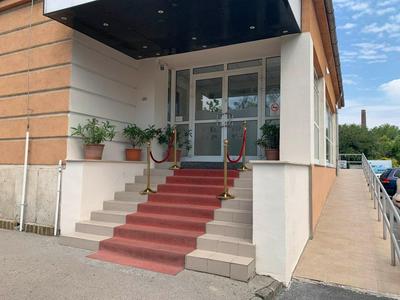 Only 15 minutes to CITY CENTER, FREE PARKING&BREAKFAST