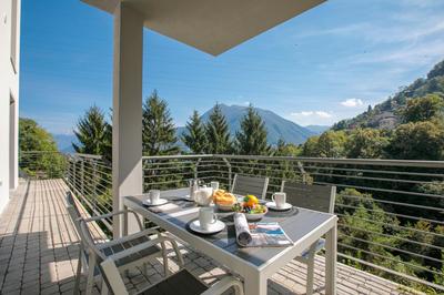 Argegno Home