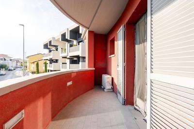Urban Red Suite, Empoli