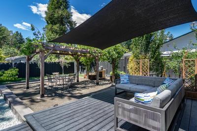 Chic RV Retreat, Stunning Yard in Roseburg