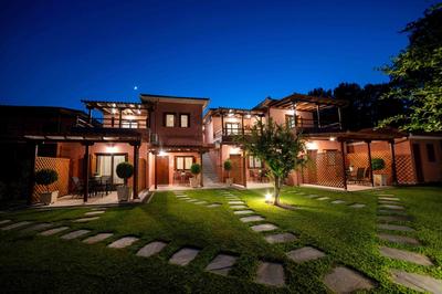 Melograno Apartments and Studios