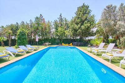 Mallorquinische Villa mit Garten und Pool