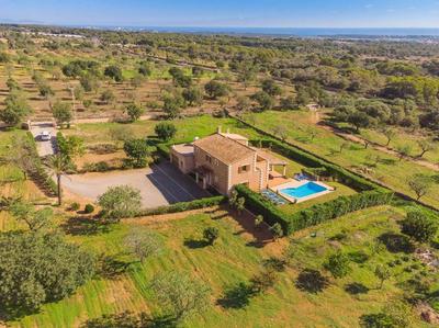 Finca mit privatem Pool nahe des kleinen Ortes S' Horta