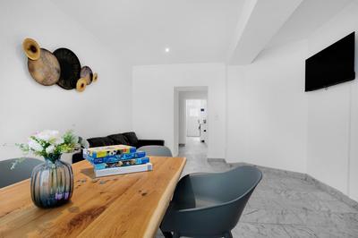 central 3 Bedroom Apartment in Kreuzberg