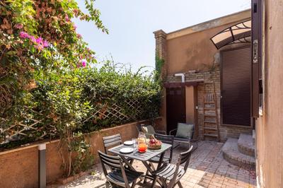 iFlat Saint Peter Green Chic Brand New Apartment