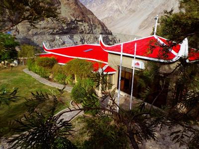 Shangrila Fairymeadows Inn