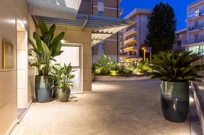 Marina Suite Apartments