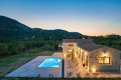 Villa Nava - Nestled in Olive Trees with Private Pool, by ZanteWize