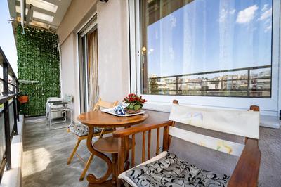 Chic Urban Modern Β 1-Bdrm Apart
