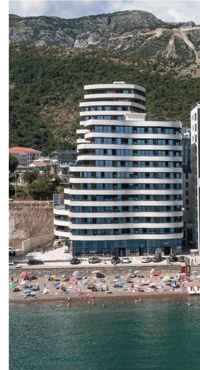 Rafailovici Beachfront Apartment 2