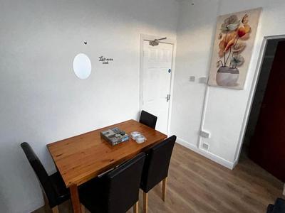 Pinnacle Hotel & Suites formerly Jean Martyn Hotel Near Central Blackpool, Near Beach & Attractions