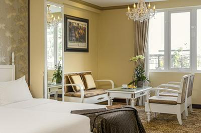 Chalcedony Grand Hotel