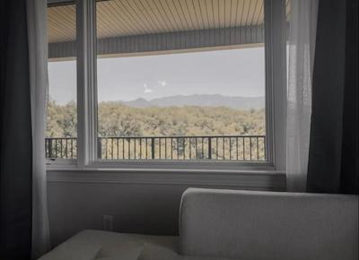 Modern Condo in the Smokies