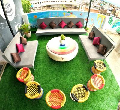 Nomadic Hostel