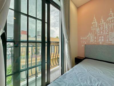 Scove Home The Air Building