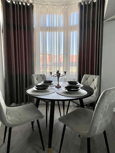 Cozy Urban Apartment