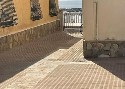 Disfruta frente al mar, a 50 metros, y desconecta