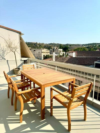GRACE Apartment Next to the Akropolis