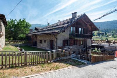 Paquita's Home - San Sicario Borgo - Happy Rentals
