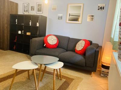 Greg's Cozy Apartment, up to 4 guests in Kalamaria