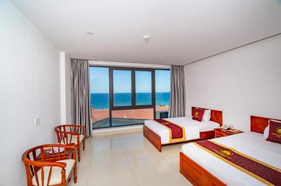 Horizon Danang Beach Hotel