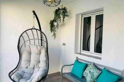 Apartamento Moderno con Piscina y Aparcamiento