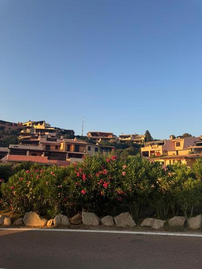 Finestra su porto cervo