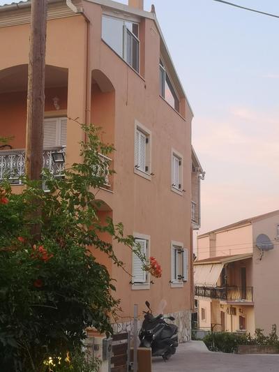 Marios Family House 2