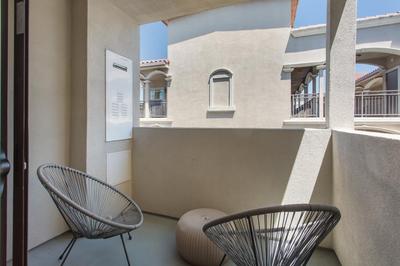 Beverly Hills 2BD 2BA with Free Parking