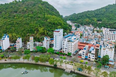 Chu Long Hotel Catbaisland