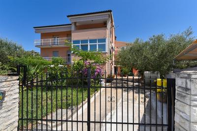Apartments Meri 603