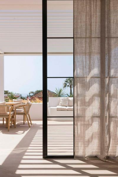 La Villa Pura Vida San Diego - Luxury Villa with Wonderful Sea View - Direct walking access to beach! 5 min from Sotogrande