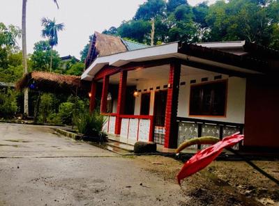 DMT Nature Villa and Cabanas