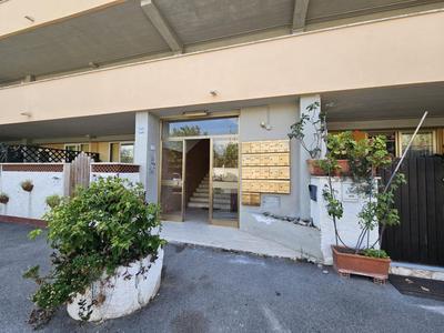 Be Your Home - Isabella Apartment with Sea View and Private Beach