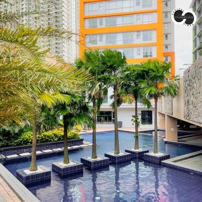 Sunshine 100 Stylish Condo by The Capital Cabin