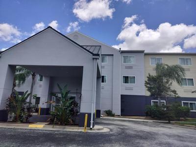 Fairfield Inn and Suites by Marriott Tampa North