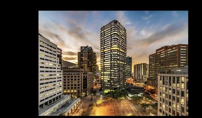 One Thibault Hotel - Sea-View Studio in Cape Town City Centre